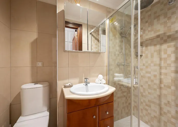 Dolce Centro * فيتوريا غاستيِز